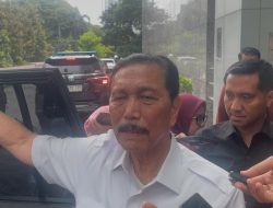 Ramai Tagar #Indonesia Gelap, Luhut: Kau yang Gelap, Bukan Indonesia...