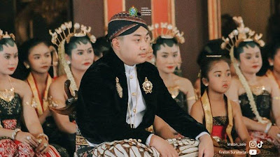 Sosok KGPAA Hamangkunegoro, Putra Mahkota Keraton Solo Unggah Status Nyesel Gabung Republik