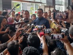 Anies Hadiri Sidang Perdana Tom Lembong: Harapannya Hakim Mementingkan Kebenaran