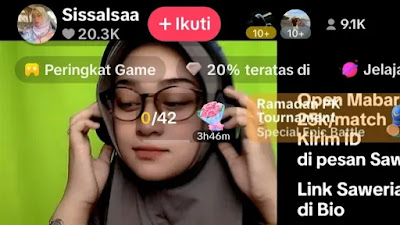 Bu Guru Salsa Pemeran Puluhan Video Syur Kembali Live TikTok Bersama Seorang Pria Sambil Main...