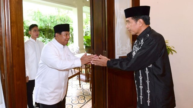 Pengamat: Jokowi Cari Momentum Perkeruh Suasana Jebak Prabowo, TNI dan Rakyat Diadu!