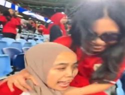 Viral Suporter Garuda Kesurupan usai Dibantai Australia: Pulangkan Kluivert, Kembalikan STY!