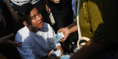 Tak Usah Bikin Monolog, Gibran Lebih Cocok Bagi-bagi Susu