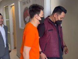 Semua Anggota Grup WA Bikinan Jonathan Frizzy Ikut Diciduk Polisi