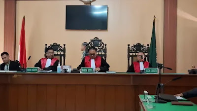Sidang Gugatan Wanprestasi Mobil Esemka: Jokowi Diwakili Kuasa Hukum, Maruf Amin Kembali Absen