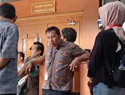 Saat Bersaksi Berbelit-belit, Staf Hasto Diminta Istighfar