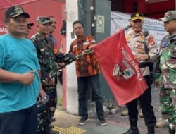 Seenaknya Kuasai Ruang Publik, Ratusan Bendera Ormas di Jakarta Pusat Dicopot