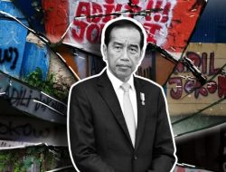 Menunjukkan Ijazah Palsu Tak Selesaikan Masalah, Adili Jokowi Itu Solusinya