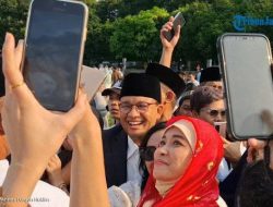 Usai Jadi Khatib Shalat Iduladha di Masjid Al-Azhar, Anies Diserbu Jemaah dan Diteriaki Presiden