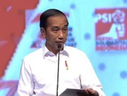 Jokowi Harusnya Tahu Diri Sudah Terlalu Tua bagi PSI