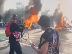 Los Angeles Membara, Pengunjuk Rasa dan Aparat Saling Serang, Mobil-mobil Dibakar