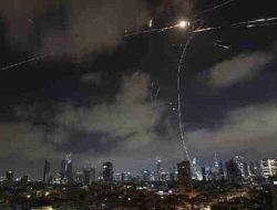 Israel Gempur Markas Kemenhan Iran, Teheran Balas Pakai Rudal Mematikan
