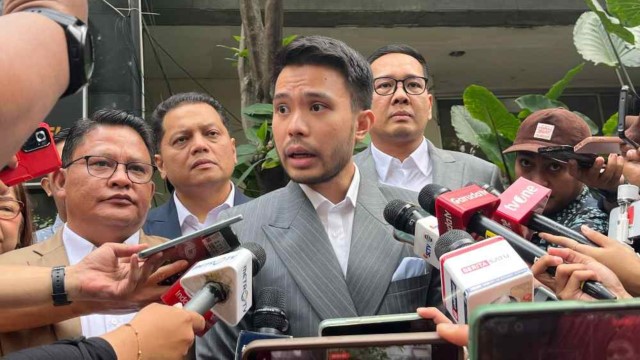 [UPDATE] Klaim Kasus Sudah Dihentikan, Yakup Hasibuan: Negara Bisa Chaos Jika Ijazah Asli Jokowi Ditunjukkan!