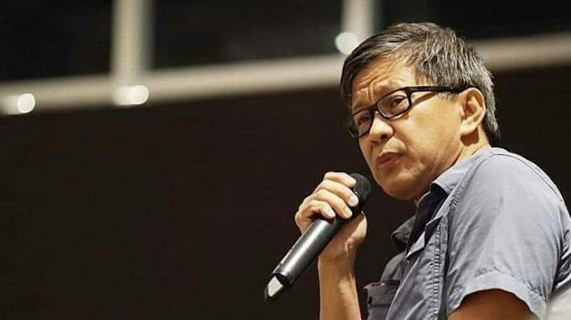 Rocky Gerung Sebut Pihak Jokowi Makin Panik Saat Dituntut Tunjukan Ijazah Asli