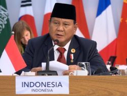 Singkirkan Petualang Politik dari Lingkaran Prabowo