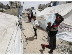 Hanya Antre Tepung! 80 Warga Gaza Tewas Ditembak Israel di Lokasi Distribusi Bantuan