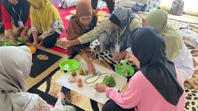 Poltekkes Bekali Kader Posyandu dengan Pengetahuan PMBA di Kota Solok