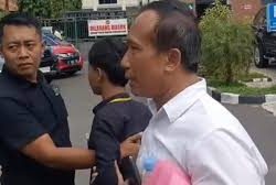 Sosok Pria Cepak Viral Coba Intimidasi Saksi Kasus Penembakan Siswa SMK Semarang, Bukan Oknum Polisi