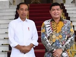 Amien Rais Meledak, Sebut Silfester Matutina Begundal Yang Dilindungi Jokowi!