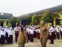 Viral Guru SD di Lampung Ancam Cekik Siswa saat Upacara, Terindikasi Memiliki Riwayat ODGJ