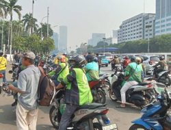 Driver Ojol Ikut Demo di DPR RI: Kita Sengsara Gaji Mereka Naik Terus