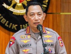 Pendemo Wajib Waspada! Kapolri Perintahkan Tembak Perusuh yang Nekat Masuk ke Mako Polri