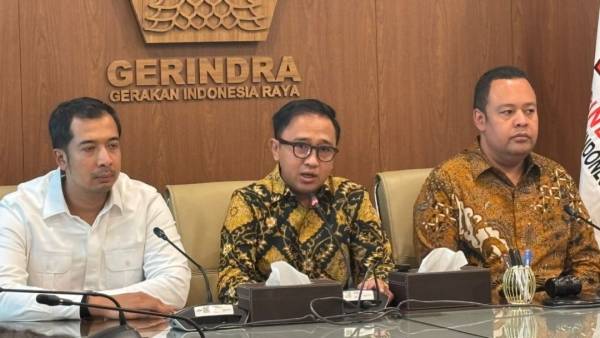 Batasi Kegaduhan di Dunia Maya, Fraksi Gerindra Usul Tiap Warga Hanya Boleh Punya 1 Akun Medsos