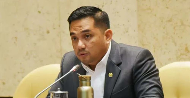 Ijazah Capres-Cawapres Mendadak Jadi Rahasia, DPR Turun Tangan Minta KPU Klarifikasi Segera