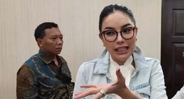 Keras, Nikita Mirzani Minta BPOM Dibubarkan Jika Mangkir Lagi di Sidang