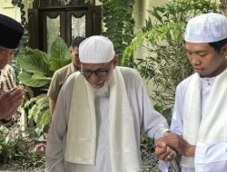 Jokowi Kaget Dikunjungi Abu Bakar Baasyir, Dapat Nasihat Begini!