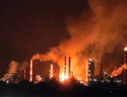 Kilang Minyak Dumai Meledak, Pertamina Fokus Pemadaman