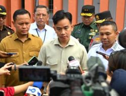 Gibran Buka Suara Soal Kunjungan Roy Suryo Cs ke Makam Ayah Jokowi, Responsnya Bikin Heboh