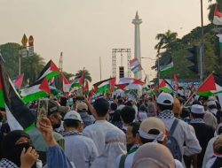 Solidaritas Palestina Menggema di Patung Kuda: Ratusan Bendera Berkibar, Kecaman terhadap Israel Bergaung