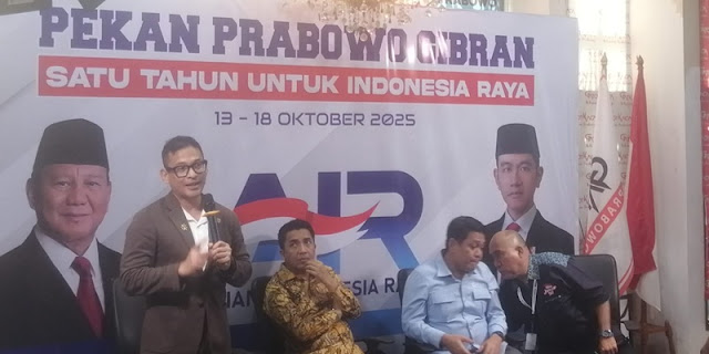 Prabowo Usung Program Kerakyatan untuk Hancurkan Cengkeraman Oligarki, Ini Kata Ekonom