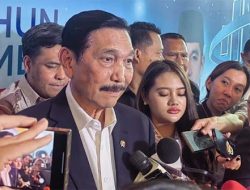 Luhut Bantah Purbaya Soal Family Office & Utang Kereta Cepat: Tegaskan Tak Ada Permintaan Dana APBN!