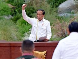 Jokowi Ingin Perpanjang Masa Jabatan? Ini Fakta dan Analisanya