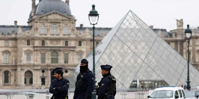 Misteri Perampokan Louvre Paris: Museum Terkenal Dunia Ditutup Sementara!