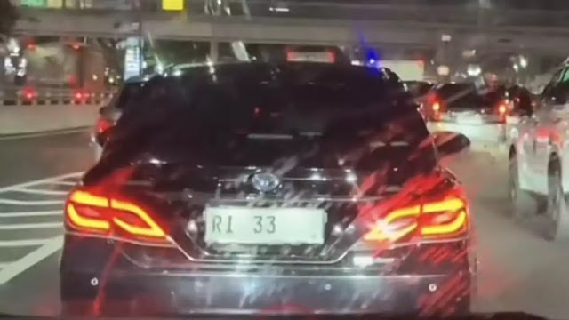 Mobil Dinas RI 33 Viral: Sopir atau Menteri yang Rela Macet Ini?