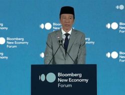 Lebih Pilih Hadiri Forum Bloomberg daripada Sidang, Jokowi Jangan Anggap Enteng Kasus Ijazah