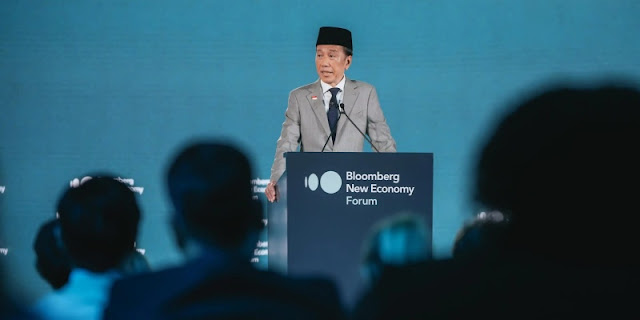 Jokowi Dijuluki Politisi Jalanan di Forum Bloomberg, Pakar Ini Malah Menyulut Kontroversi!