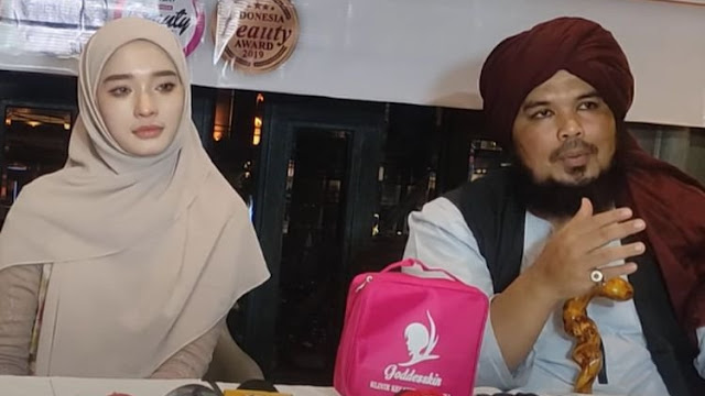 Ustaz Derry Sulaiman Bongkar Fakta Mengejutkan Soal Inara Rusli: Benarkah Selingkuh? Ini Syarat 4 Saksi yang Wajib Dipenuhi!