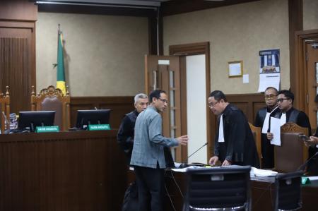 Nadiem Makarim Bantah Keras: Dari Mana Saya Dapat Rp809 Miliar Itu? - Fakta di Balik Dakwaan Korupsi Chromebook