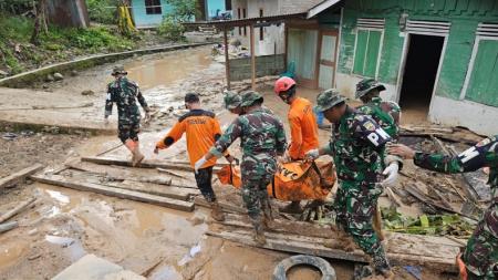 BNPB Hentikan Pencarian Korban di Sumut & Sumbar: 1.182 Tewas, Apa Langkah Selanjutnya?