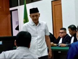 Kades Kohod Divonis 3,5 Tahun! Ini Peran Pengacara & Wartawan dalam Kasus Korupsi Pagar Laut Tangerang