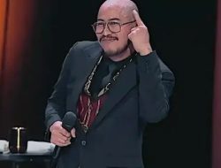 Viral! FPI Laporkan Pandji Pragiwaksono ke Polisi: Ini Isi Kontroversi Mens Rea yang Dituduh Hina Salat