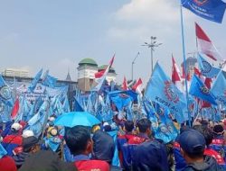 Demo Buruh 15 Januari 2026: Tuntut UMP DKI Rp5,89 Juta, Benarkah Upah Saat Ini Tak Layak Hidup?