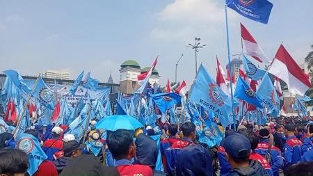 Demo Buruh 15 Januari 2026: Tuntut UMP DKI Rp5,89 Juta, Benarkah Upah Saat Ini Tak Layak Hidup?