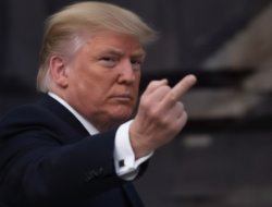 Trump Acungkan Jari Tengah, Tapi Janji Buka Arsip Epstein Masih Fck You ke Publik?