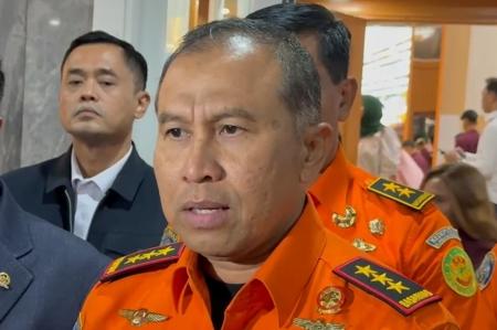 Kepala Basarnas: Hampir Mustahil Ada yang Selamat, Tapi Tim SAR Masih Berharap Mukjizat di Maros