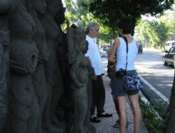 Dokumen Bombshell Epstein: Foto Rahasia di Bali & Daftar Tuduhan Mengejutkan Terhadap Trump Terbongkar